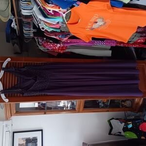 Elegant Purple Sleeveless Gown